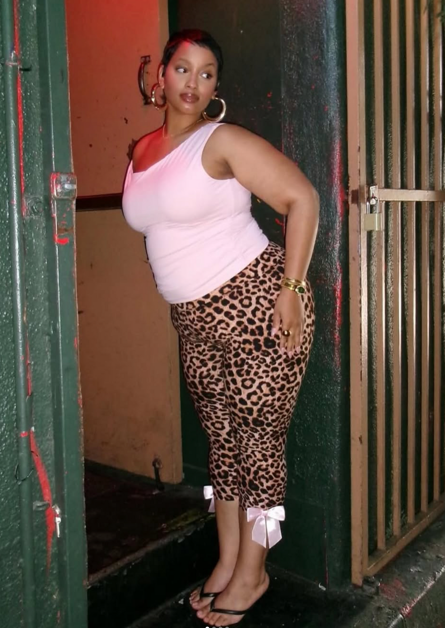 The Coquette Capri in Leopard (Pink)