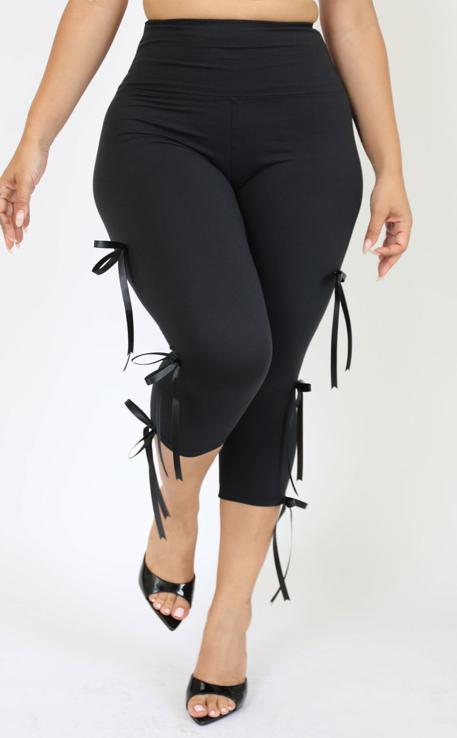 Coquette PT. 2 Capri in Black