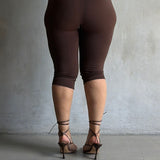 The Tummy Control Capri (burgundy)