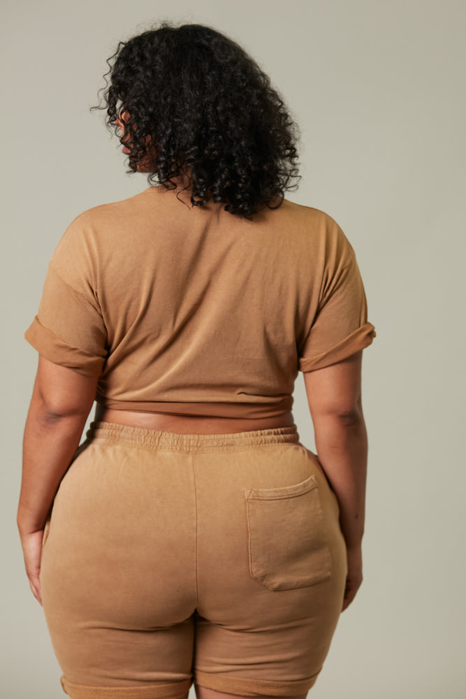 Comfy Chill Tee (Camel)